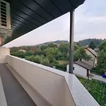 Park Ravne Апартаменты Високо