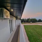 Park Ravne Апартаменты Високо
