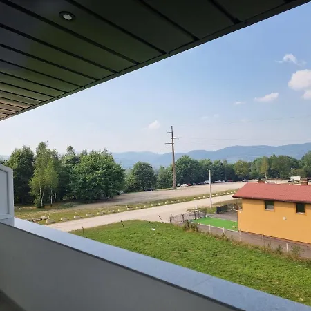 Park Ravne * ויסוקו