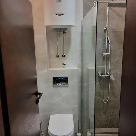 Park Ravne 아파트