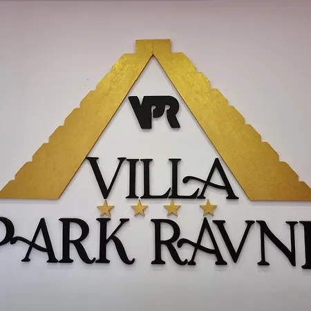 Park Ravne * Високо