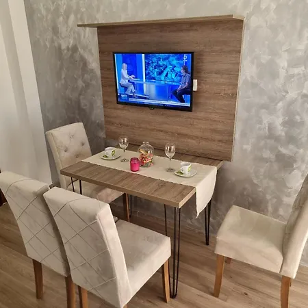 Park Ravne * ויסוקו