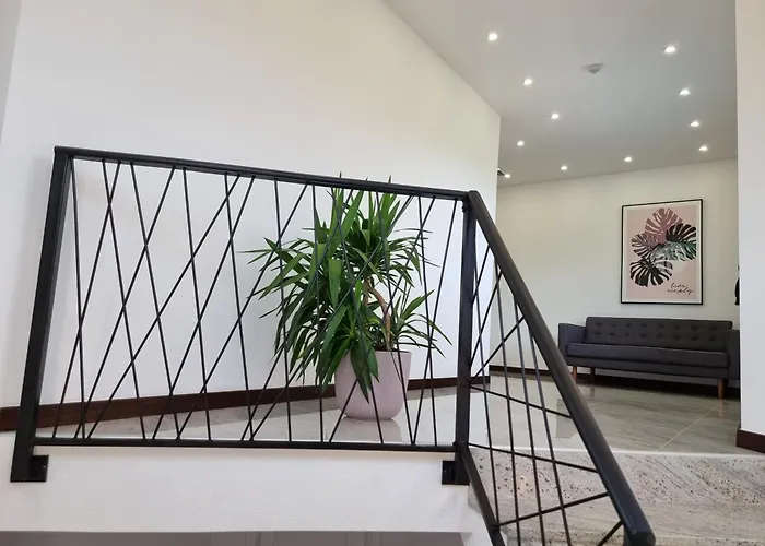 Park Ravne 公寓 维索科